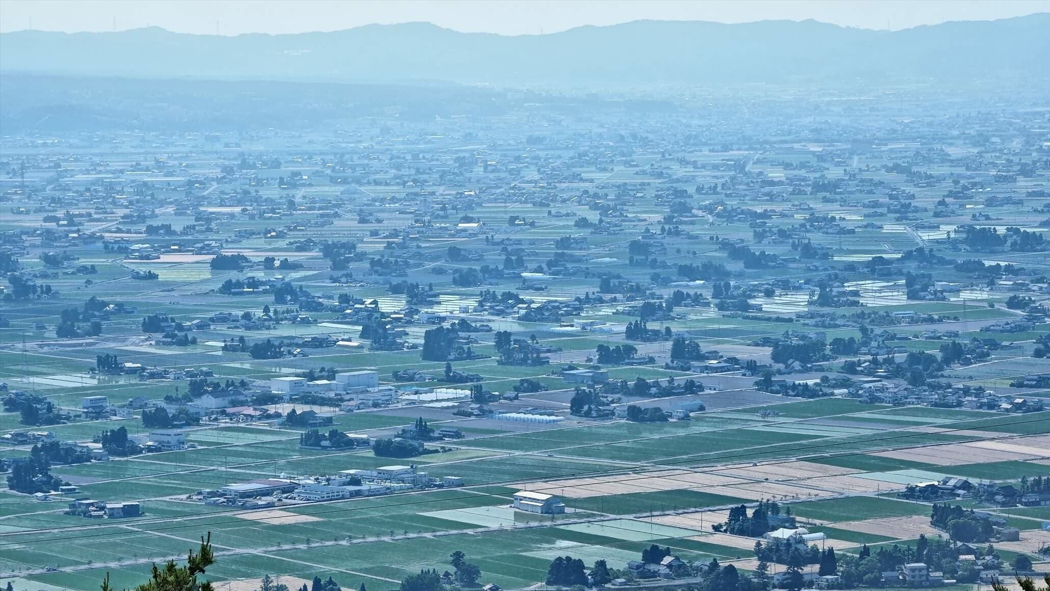 砺波平野散居村の画像の谷口技研